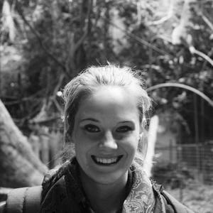 Meet your Posher, Laura